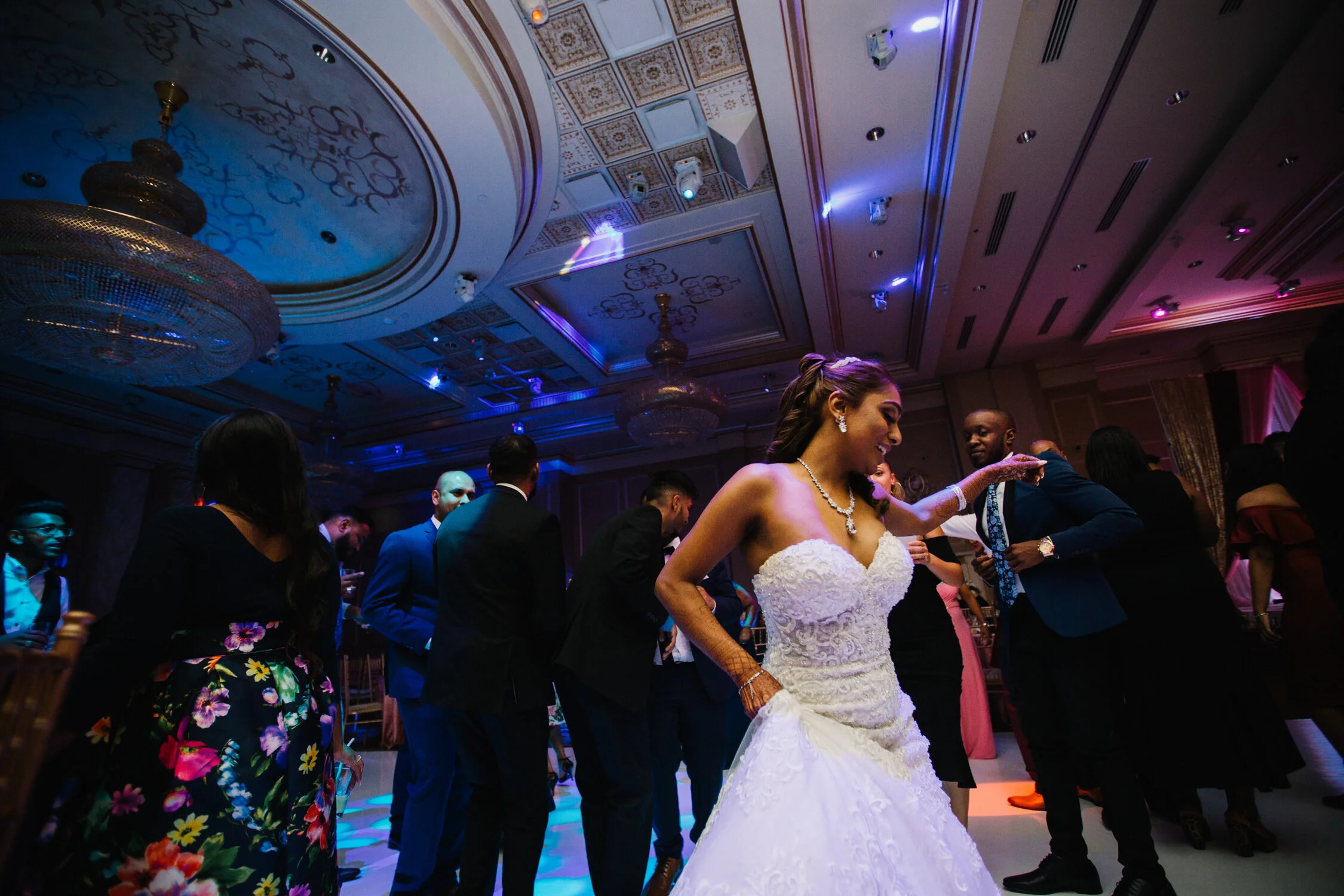Indian_Guild Inn_Wedding_Photography_Toronto--255.jpg