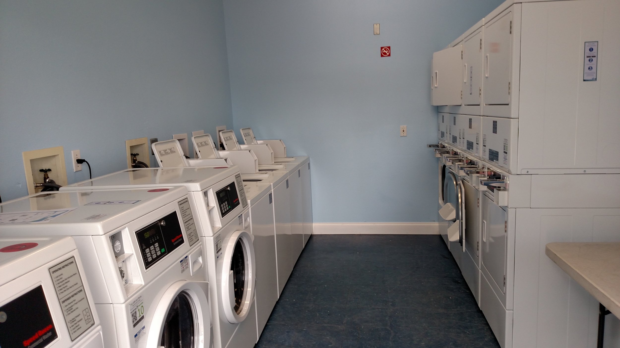 new laundry room.jpg