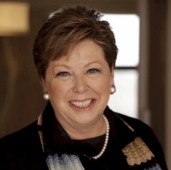 Carol-Frohlinger-Headshot.gif