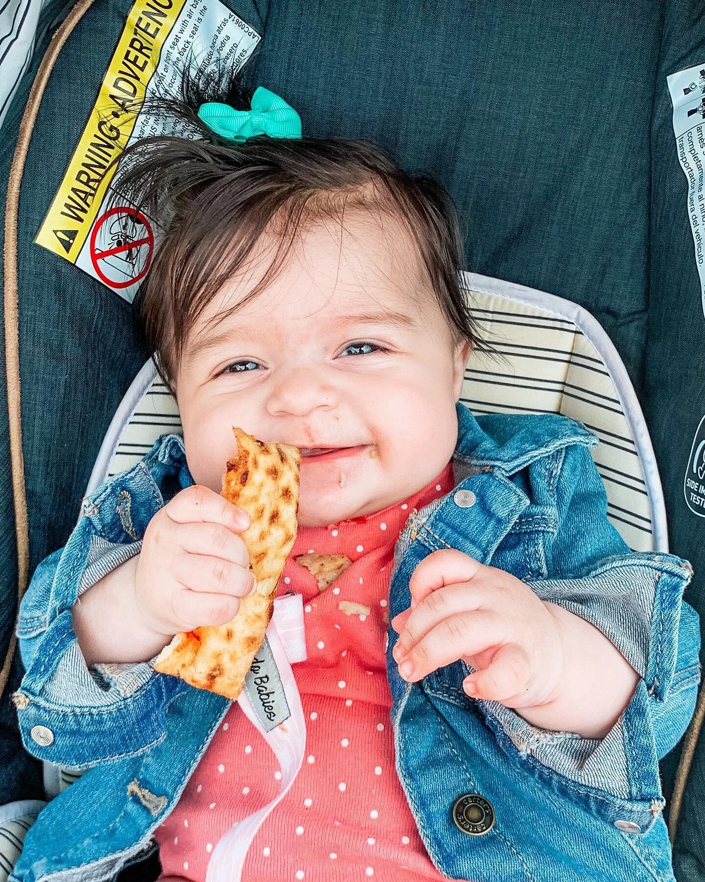 Baby girl loves pizza! #firstfood #lifewithliv 🍕