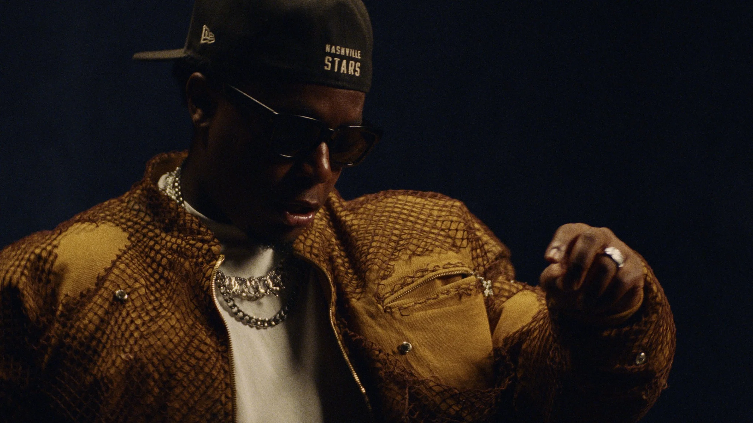 Still 2025-11-20 214438_15.4.1.jpg