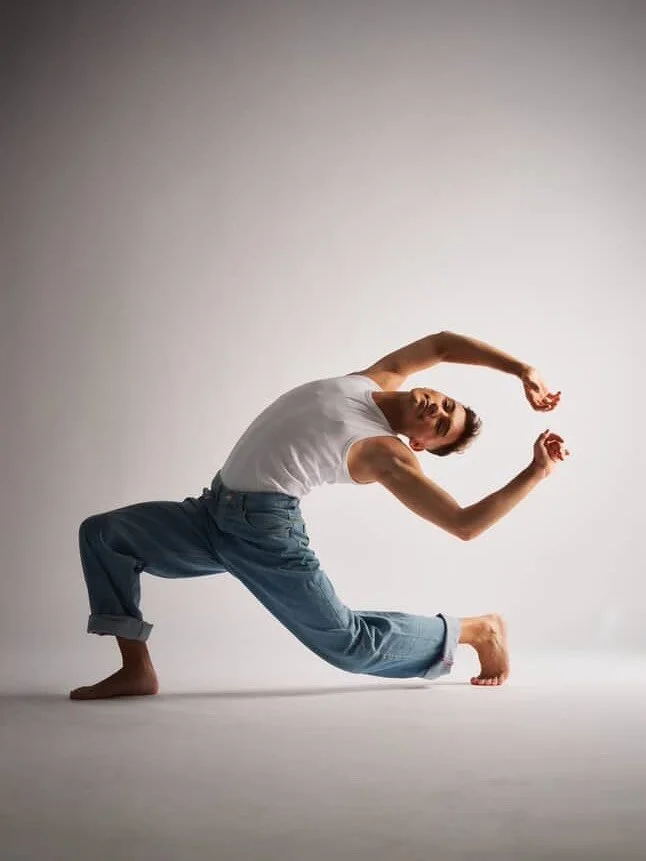 🚨 New Staff Announcement 📢 
Please welcome our new besrsden jazz guru 😍! @callumpearson_choreography taught our first ever Edinburgh trip workshop and I am delighted to officially welcome him to the DR team ❤️. 
His credits include, Norwegian crui