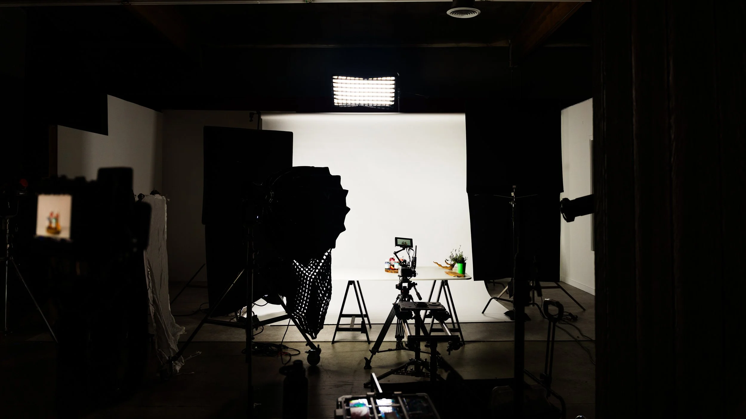 COMMERCIAL SET PHOTOGRAPHY-081623-ILCE-7RM4-51.jpg