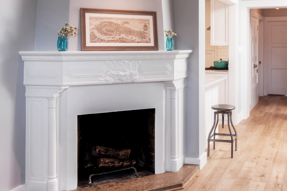 sunset-cottage-fireplace1.png