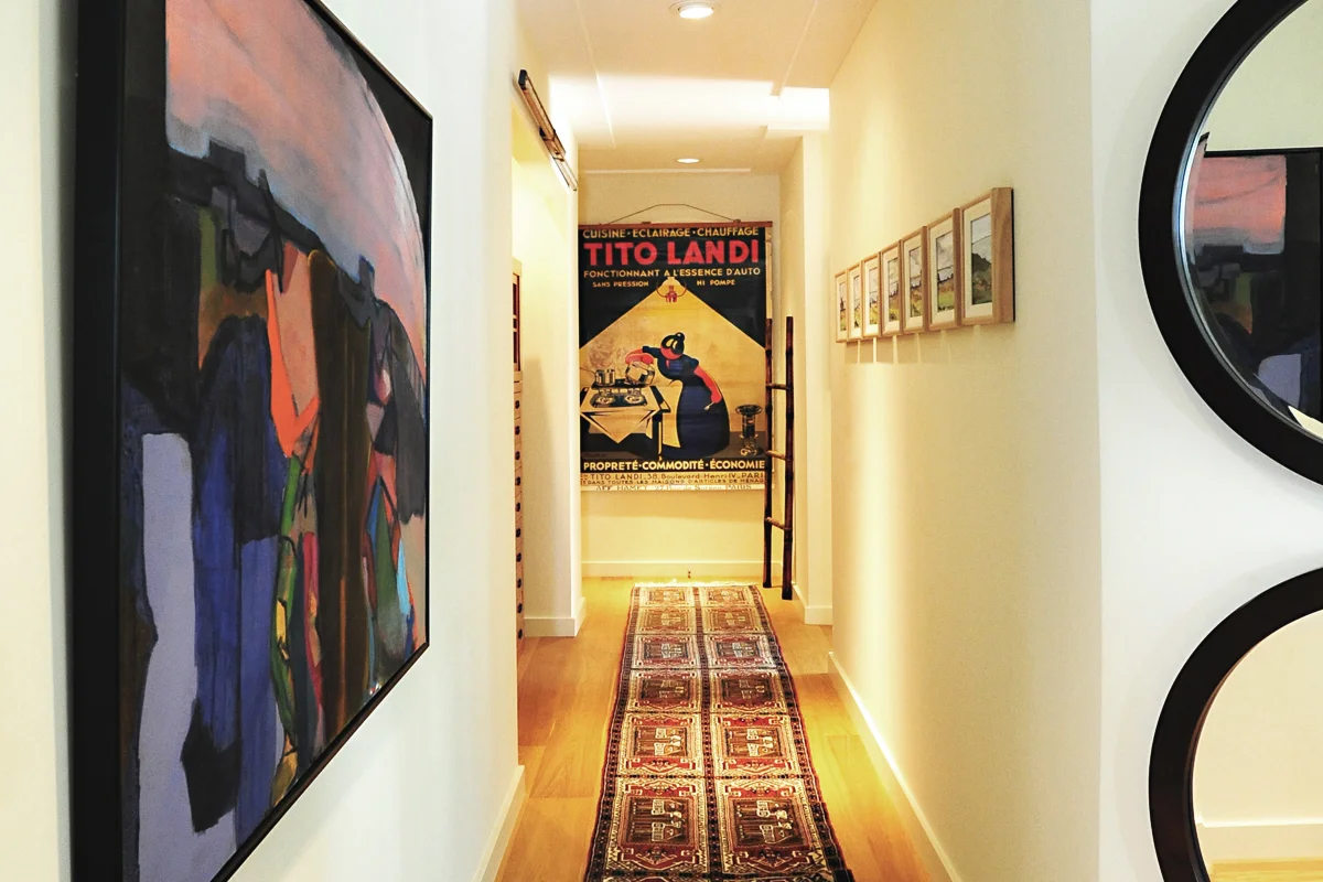 Telegraph-Hill-hall.jpg