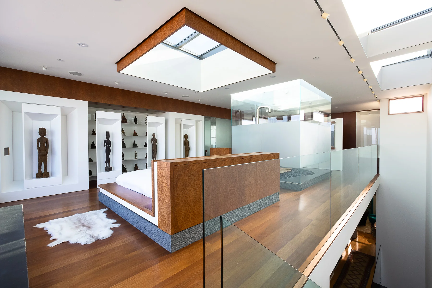 26Broderick-1.jpg