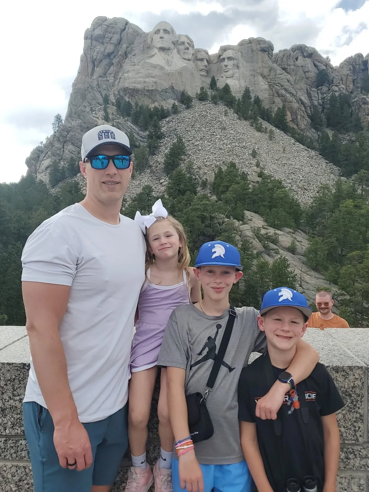 Happy Memorial Day! We are so grateful to live in the best country in the world and today we honor the men and women who have paid the ultimate price for our freedom. True American heroes. Thank you will never be enough. 🇺🇲