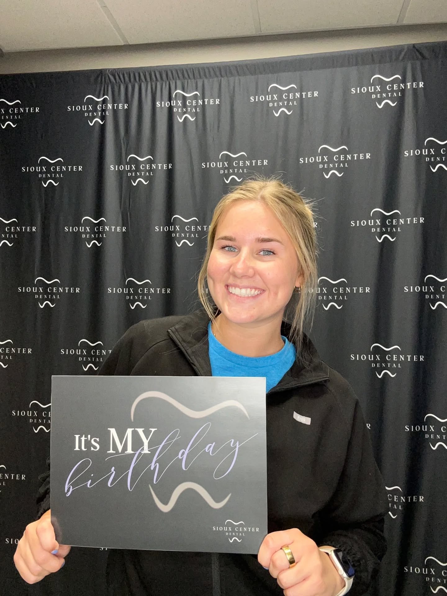 Please join us in wishing Jocelyn a very HAPPY BIRTHDAY! 🎂🥳🎉 
.
.
.
#siouxcenterdental 
#faithfamilyservice 
#generaldentist 
#celebratelife 
#happybirthday