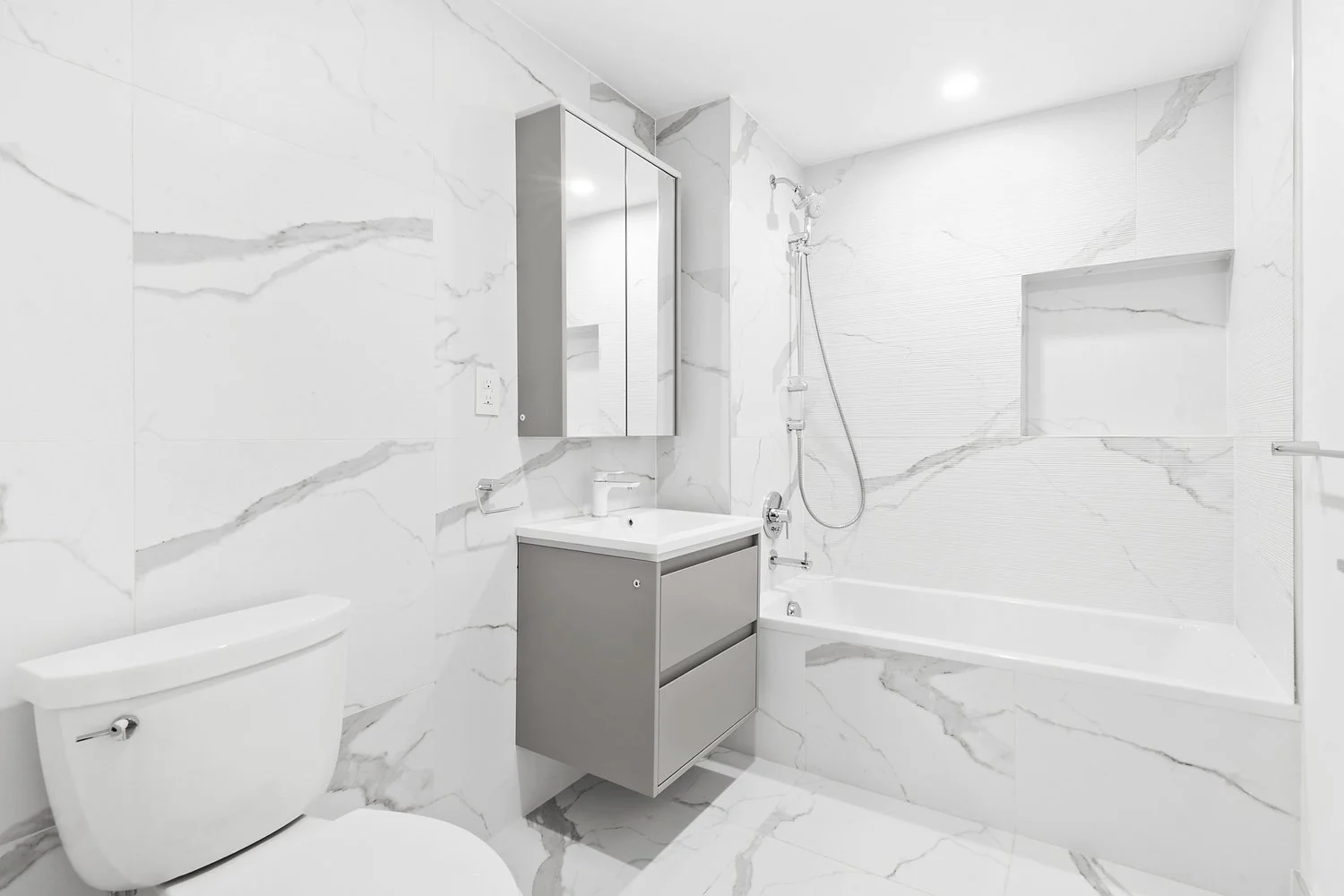 2128 Ocean Avenue, Unit 2C bathroom.jpeg