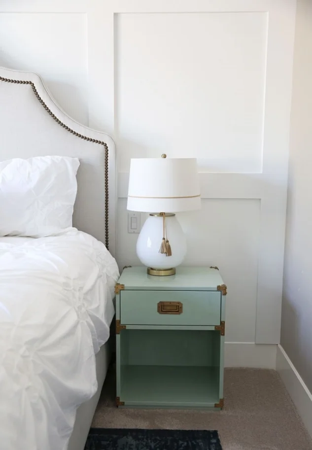 guest-room-anthropologie-nightstands.jpg