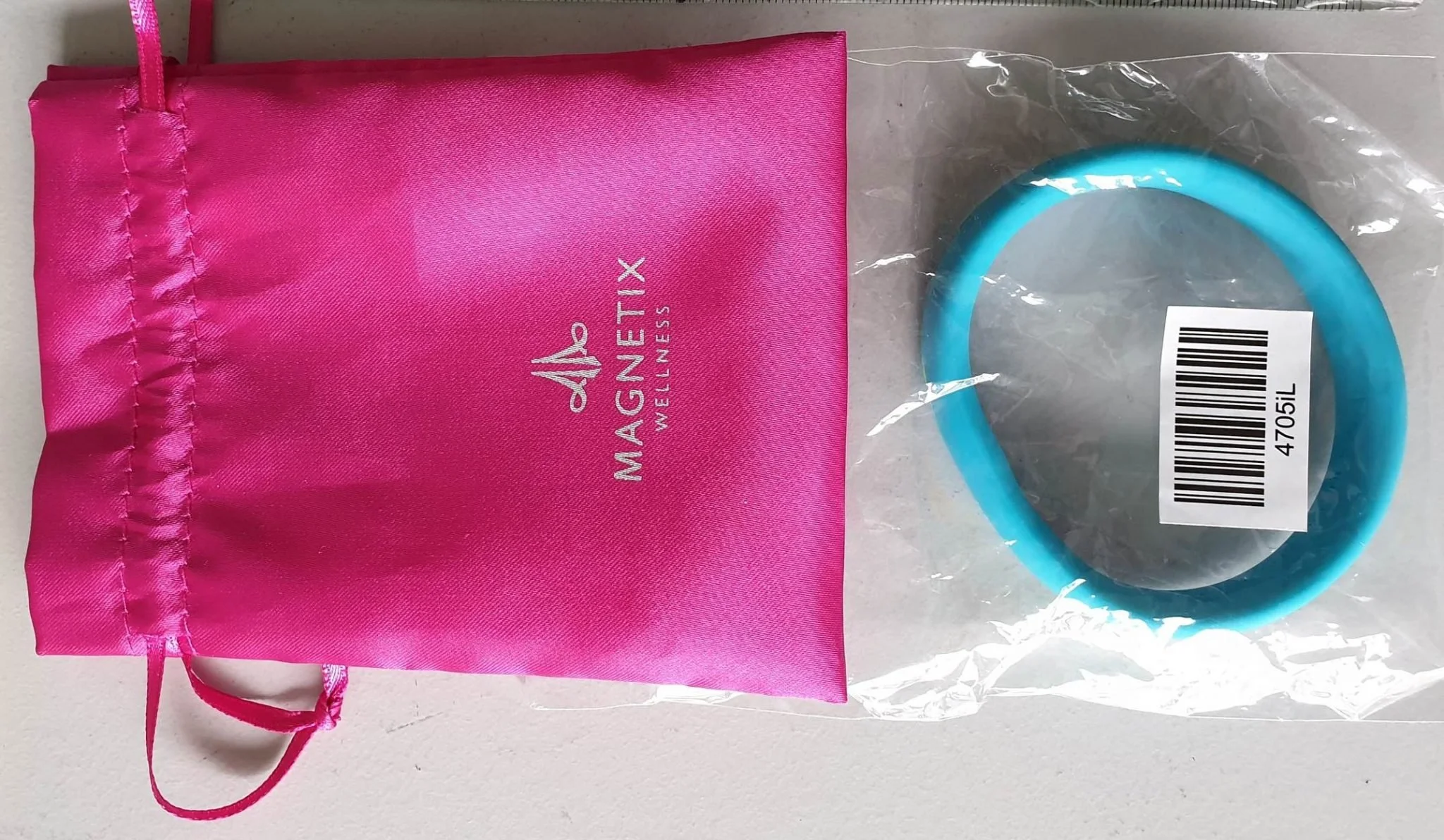 “Anti-5G” jewelry and sleep masks are radioactive