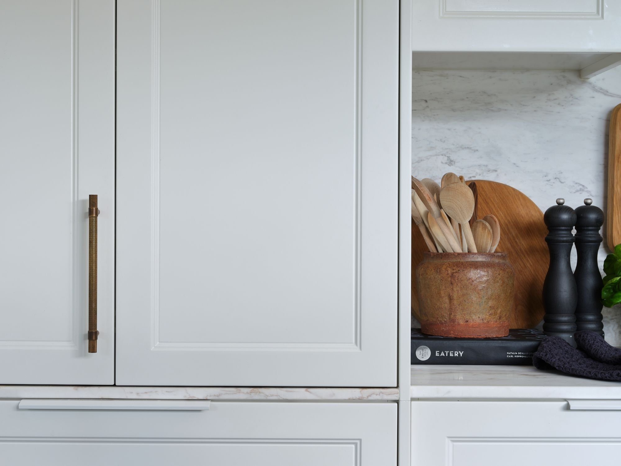 Onbench Pantry Bifold Shaker style