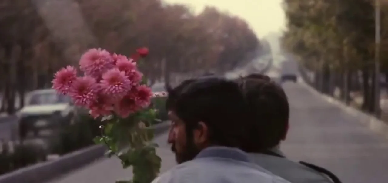 Hossain Sabzian and Moshen Makhmalbaf in ‘Close-Up’ by Abbas Kiarostami