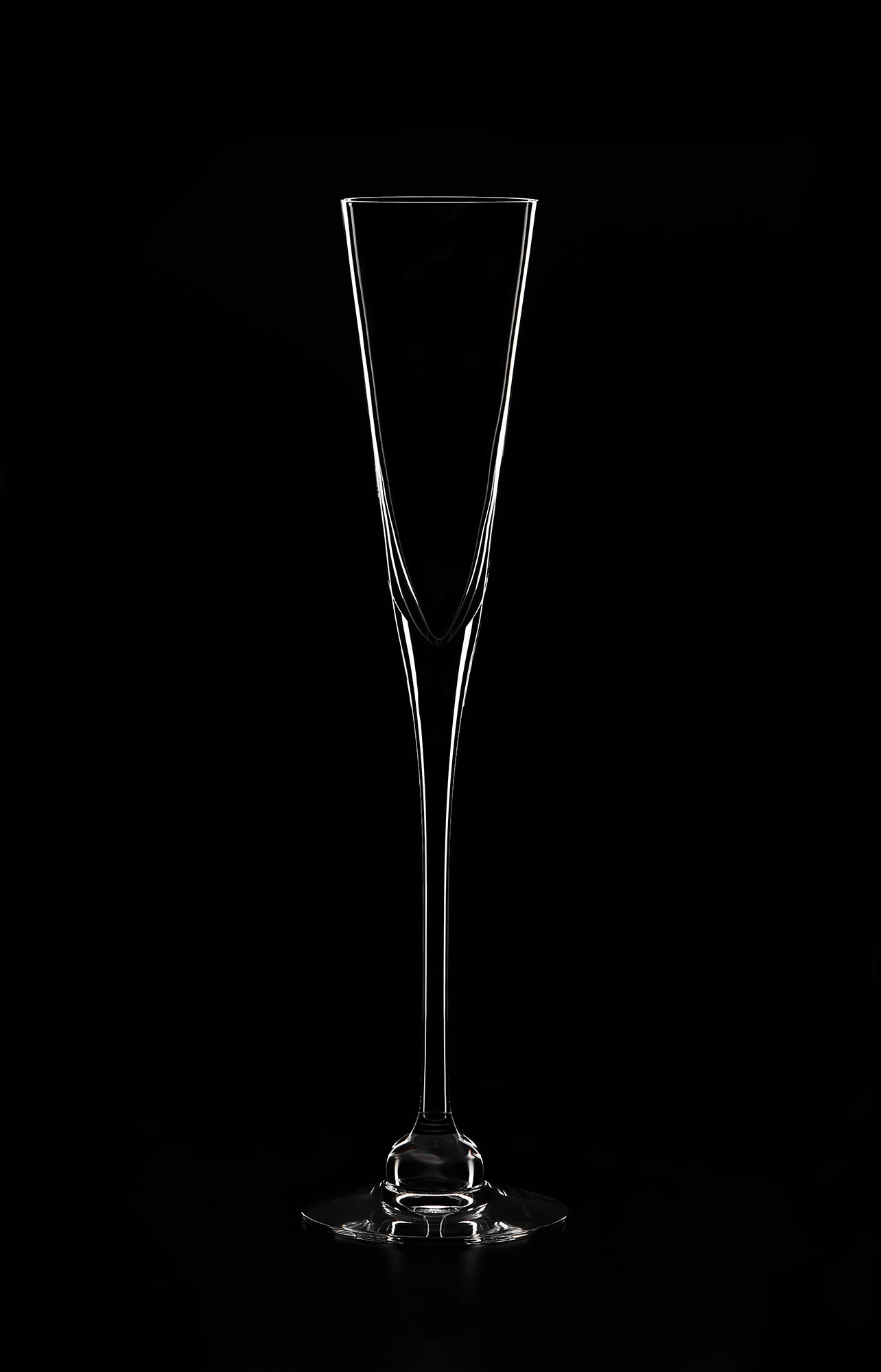 Aurora_champagne_small.jpg