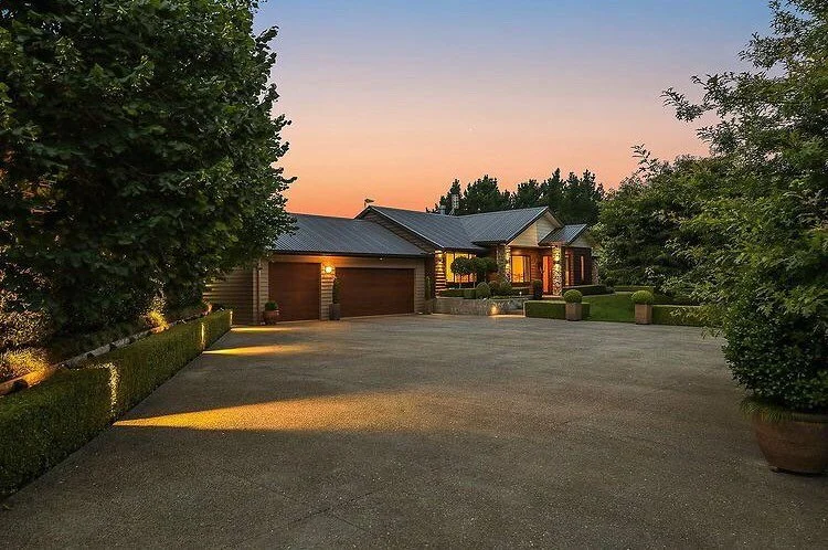 53c Karakariki road, Whatawhata: Ma girls gotta new listing - Go check it out @keziaraywhite 
-
-
@raywhiteteawamutu @noldyrust @keziaraywhite #nzrealestate #nzwomeninbusiness #nzbusinesswomen #hamiltonnz #whatawhata #nzphotographer #realestatephotog