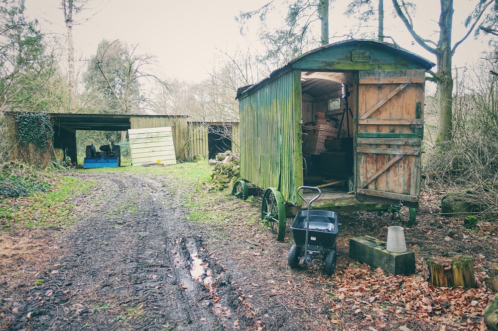 shepherds-hut-restoration-in-dorset.jpeg