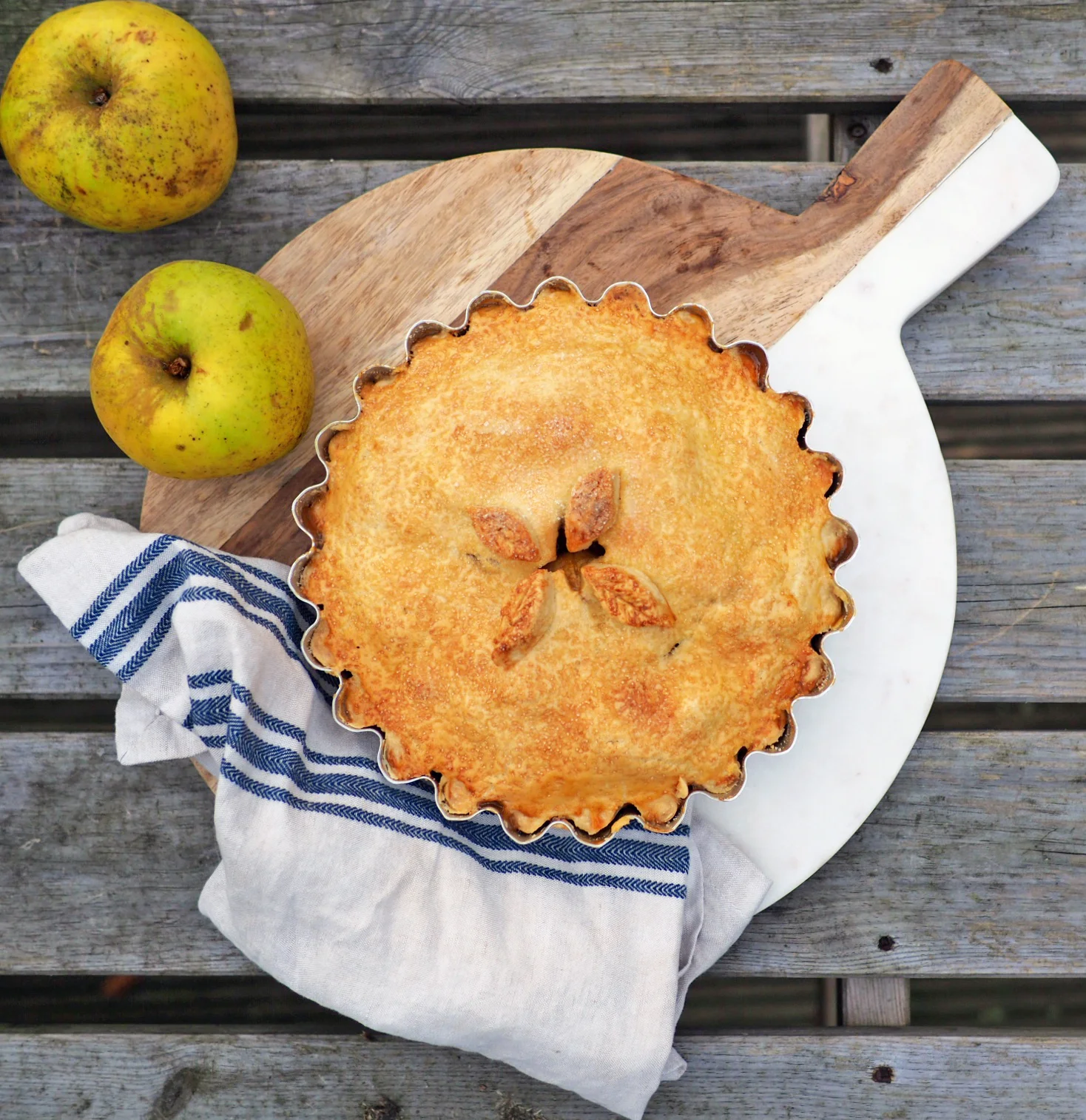 homemade-apple-pie.jpg