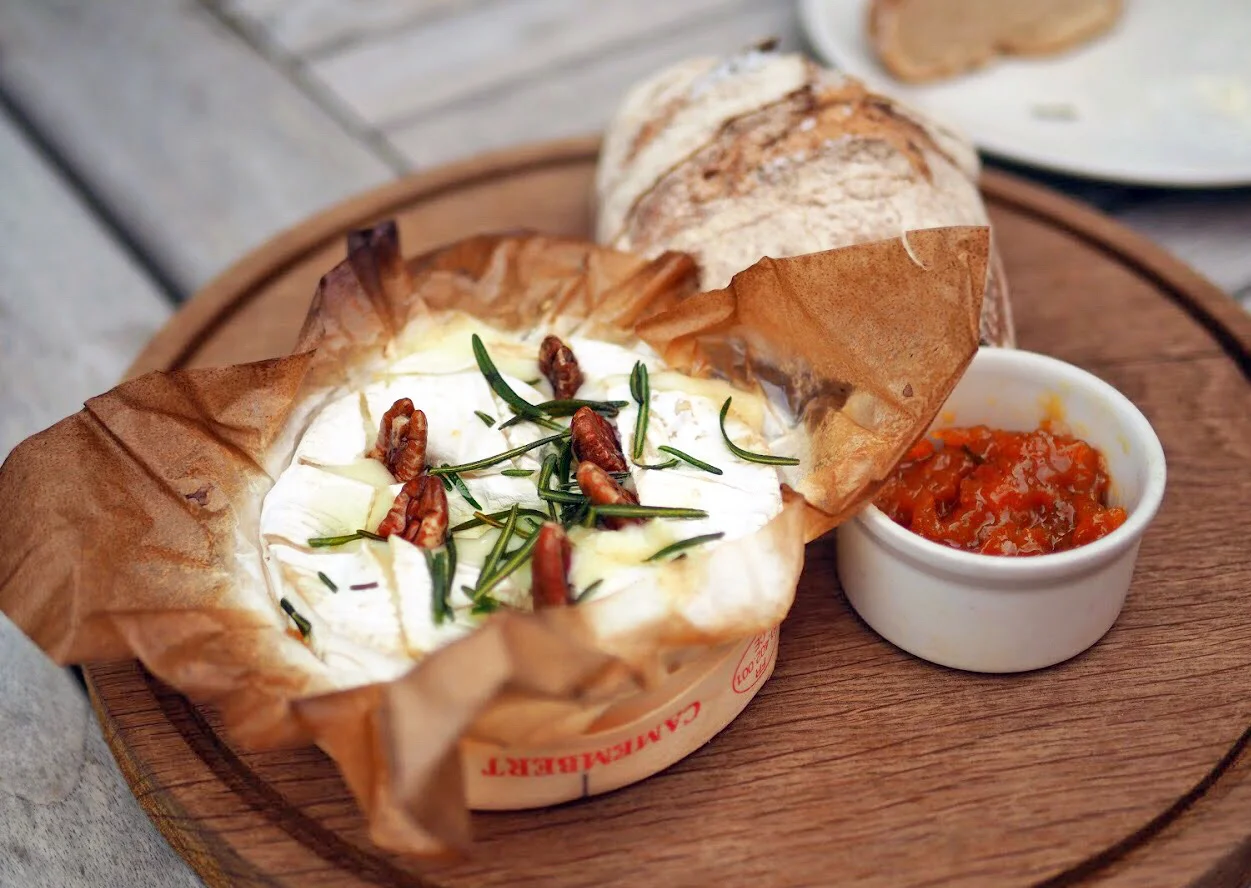 baked-camembert-with-sourdough.jpg