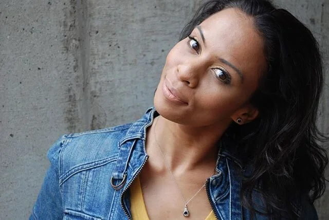 &ldquo;Let my soul smile through my heart and my heart smile through my eyes, that I may scatter rich smiles in sad hearts.&rdquo; -Paramahansa Yogananda 🦋 Another one from my incredible shoot with the fabulous @sylmac 💜 #tbt #nofilter