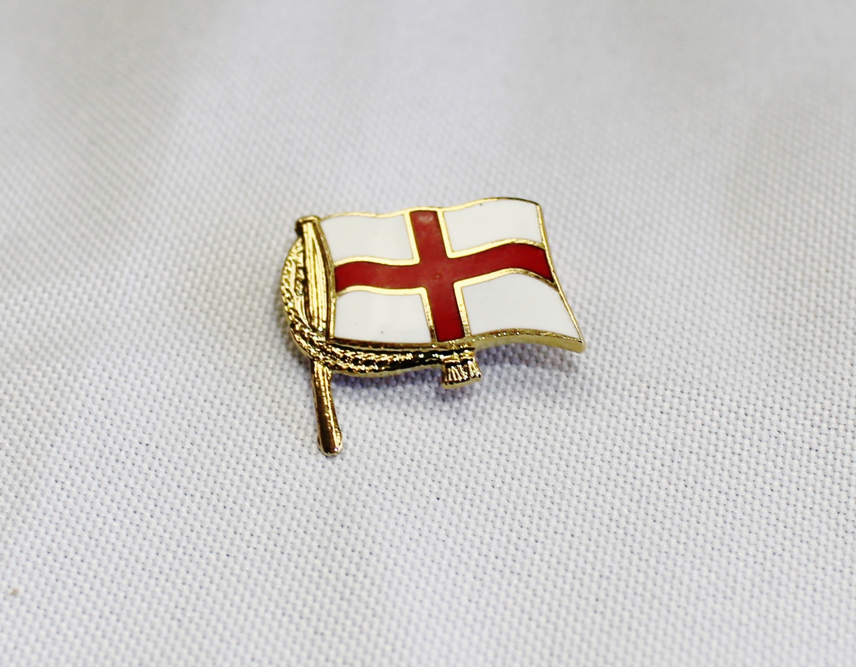 England Flag Lapel Pin Badge East Sussex 