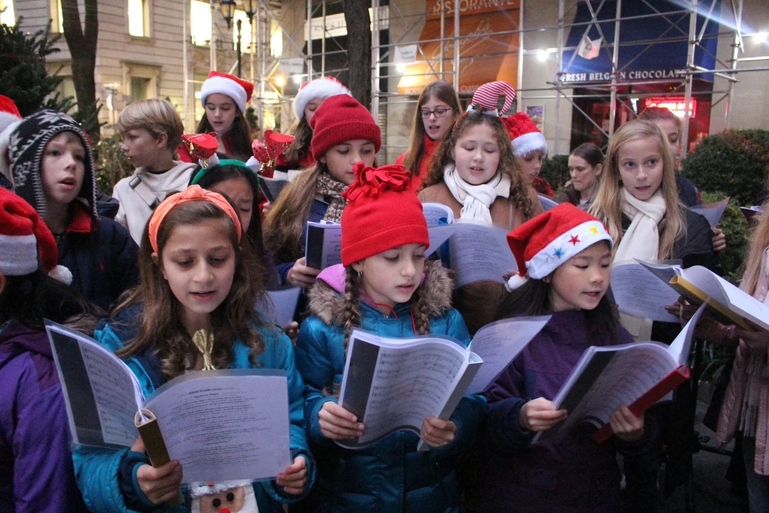 2017-Carol-Concert-and-Tree-Lighting-St-Georges-Society-NY-SGSNY (22).jpg