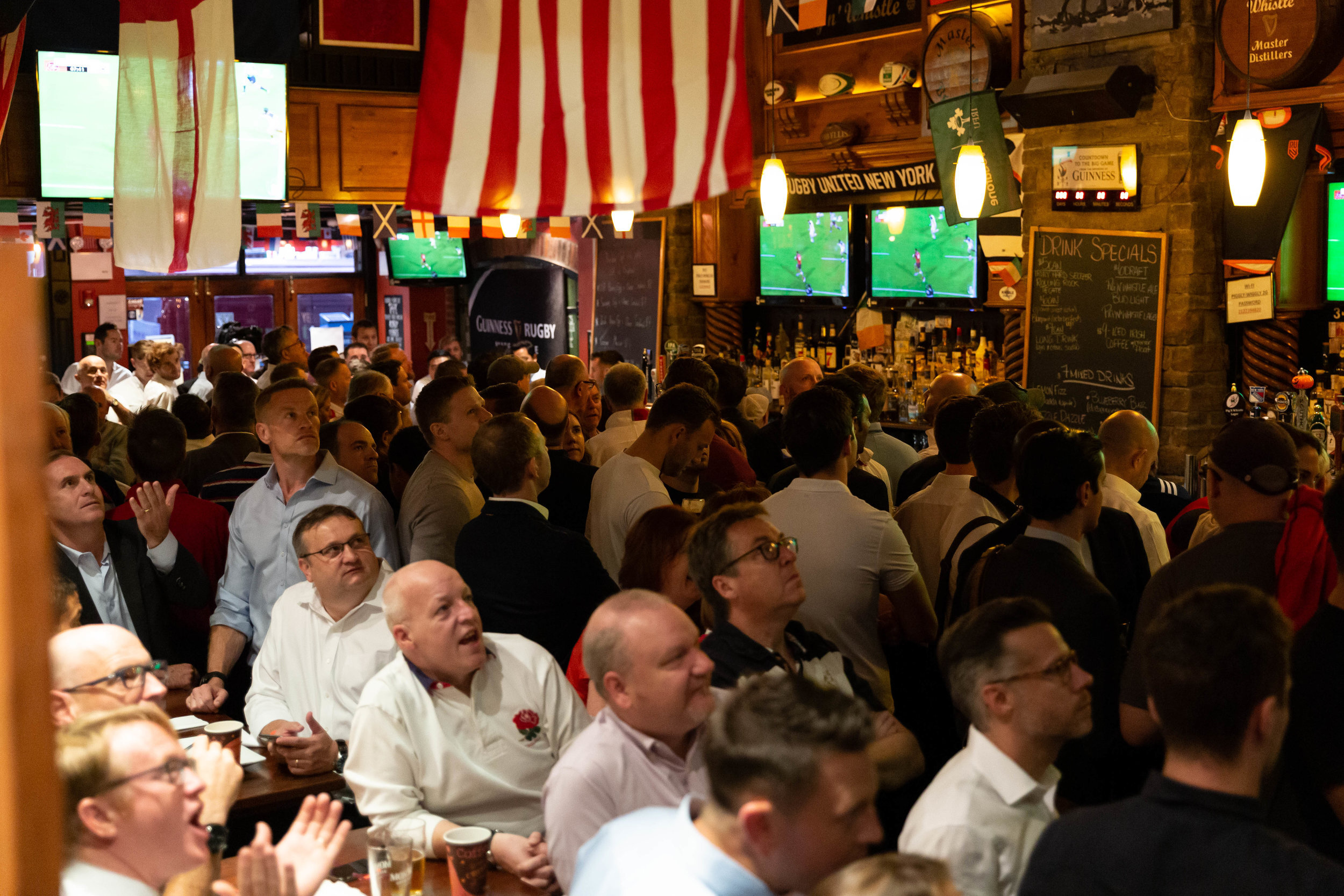  Longtime supporter, Captain’s Knocks selected St. George’s Society as a charity partner for the England v. USA Rugby World Cup Match Viewing Party at Pig-n-Whistle. Over $4,600 was raised all before 9:00 AM. 