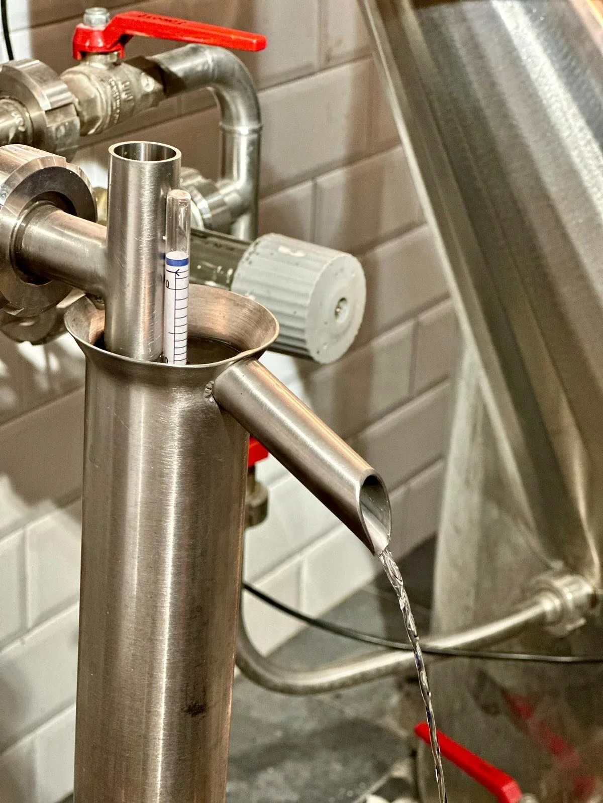 Da k&ouml;nnte man fast pathetisch werden&hellip; 😇
Mit unserer 🦉 Euelsberger Brennerei haben wir etwas geschaffen, das verbindet und begeistert.

🍐 🔥 Handwerkliche Brennkunst &amp; Streuobstkultur sind Traditionen, die Menschen &uuml;ber Generat