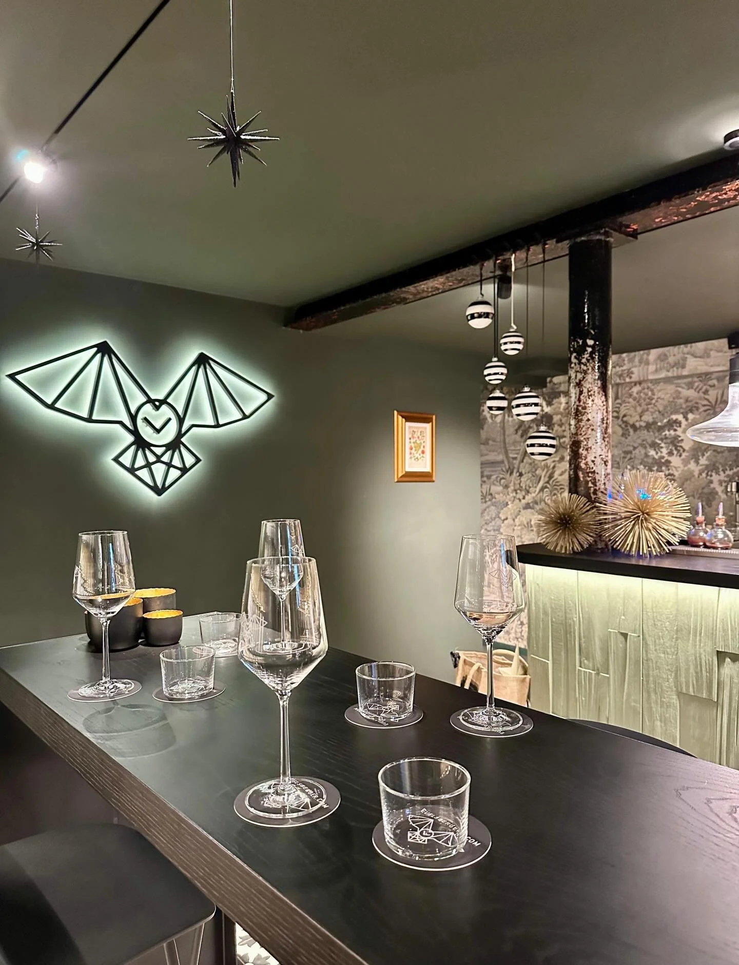 ‼️ Reminder ‼️
Nur noch bis Sonntag: 
Black Week bei 🦉Euelsberger! 🎉🛒

👉 15 % Rabatt auf alle Euelsberger K&ouml;stlichkeiten 🦉
Einfach beim Checkout im Onlineshop den Code BLACK2025 eingeben!
&hellip; und wir freuen uns heute Abend auf eine lus