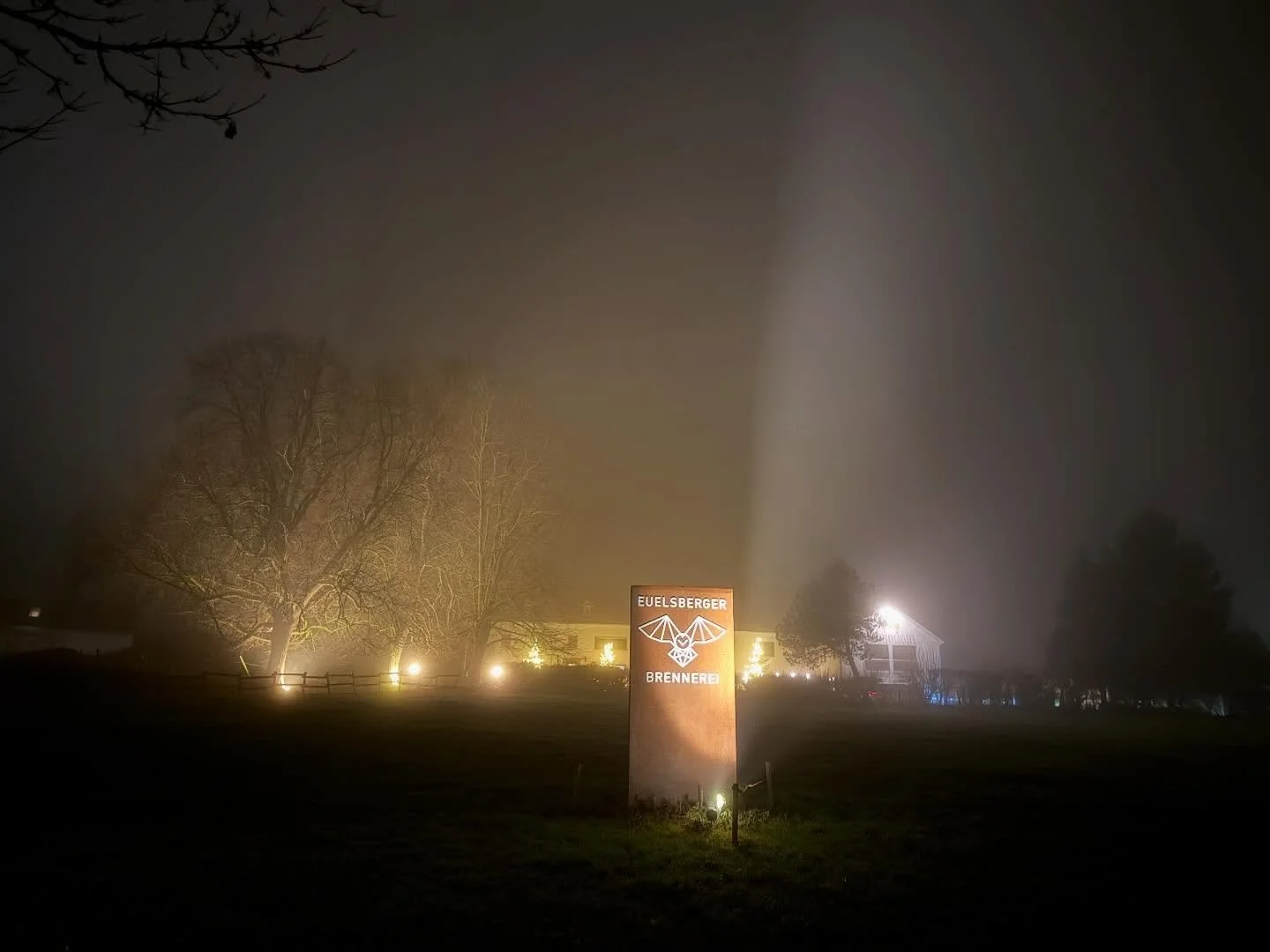 Unsere letzte 🦉 Euelsberger 🎄Adventstour - sch&ouml;n war&lsquo;s! Danke, liebe Sch&ouml;necker Nachbarn! 🏰  Es war sch&ouml;n bei und mit euch! 🙏🏽🤩
⭐️ Jetzt wird&lsquo;s gem&uuml;tlich in Dingdorf. ⭐️🎄🎅🏼
 🕯️🕯️🕯️

#euelsberger #eifeldrygi