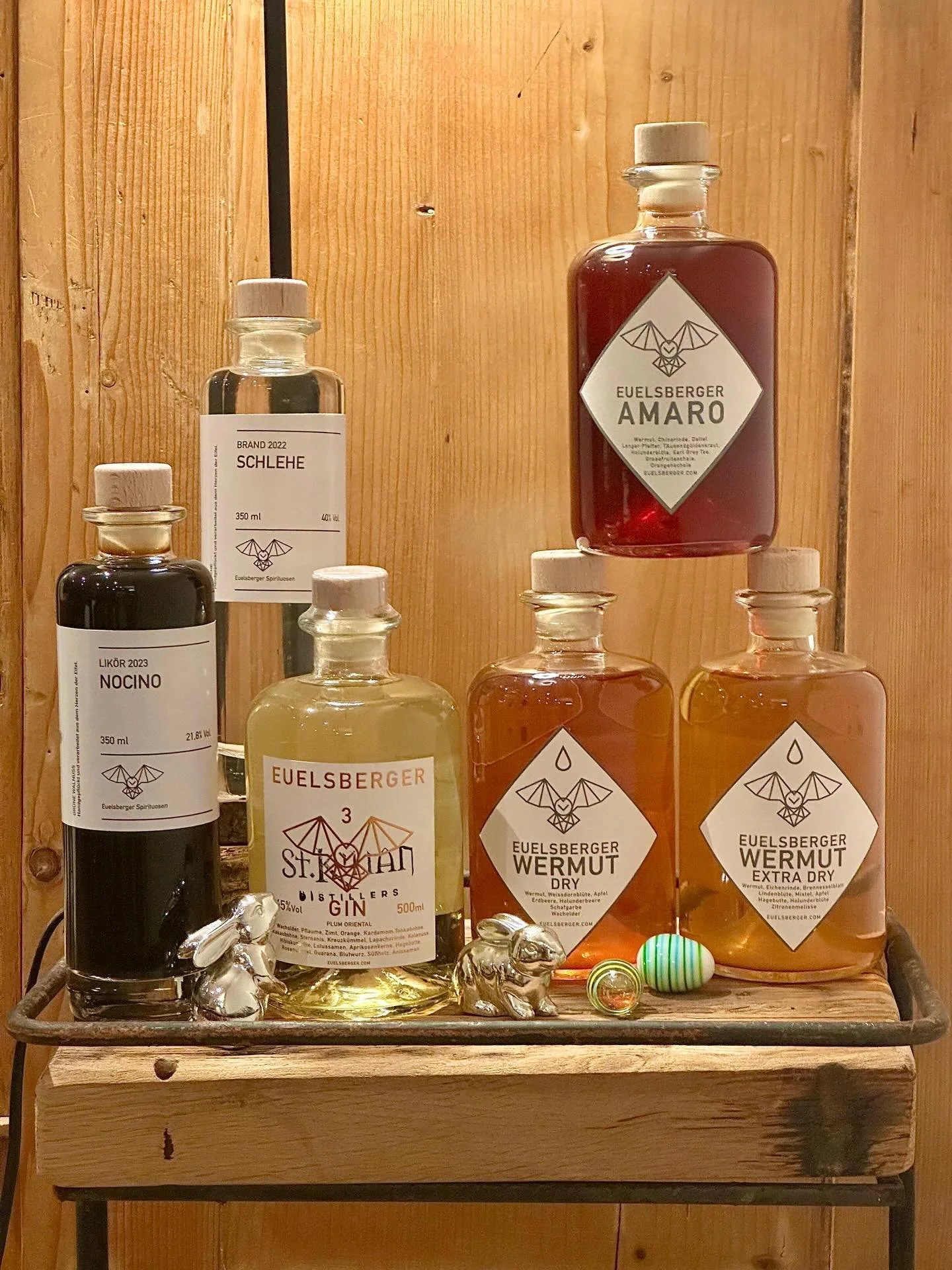 🐣🍸 Oster-Vibes incoming❣️

📆 In genau einer Woche ist Ostersonntag. Mit Ostern f&uuml;hlt sich alles deutlicher nach Fr&uuml;hling und Aufbruch an. 
Die Tage werden heller, die Luft w&auml;rmer. 🔆
Die perfekte Zeit, um sich den Fr&uuml;hling ins 