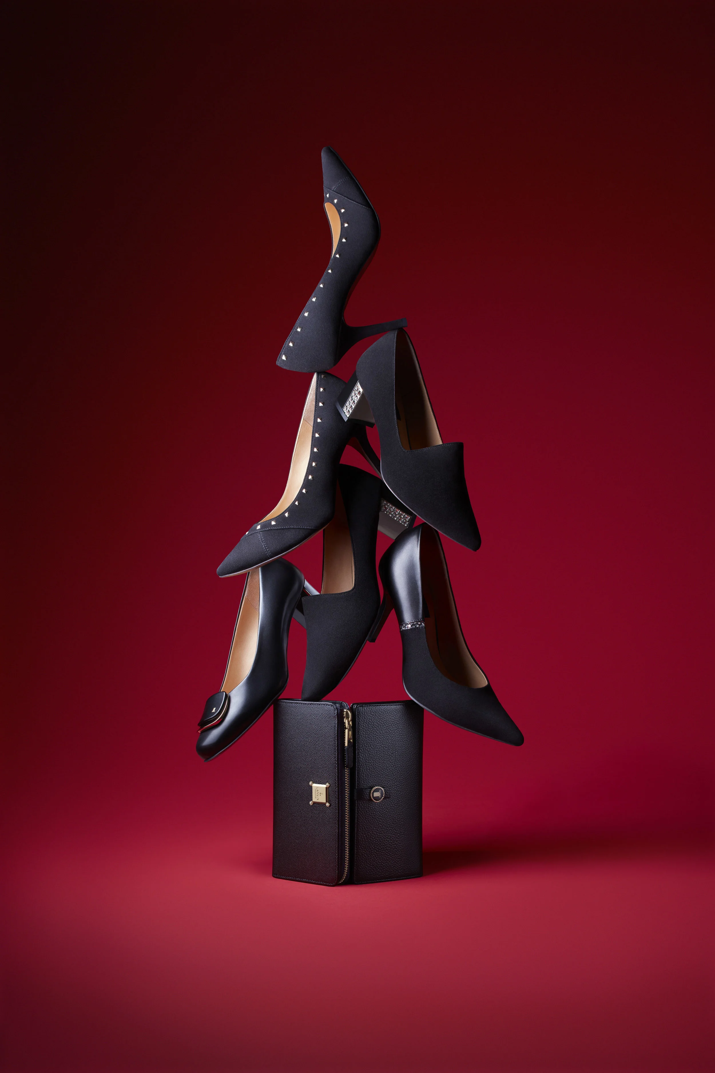 Itochu_LANVIN_1115pre_1121_1.jpg