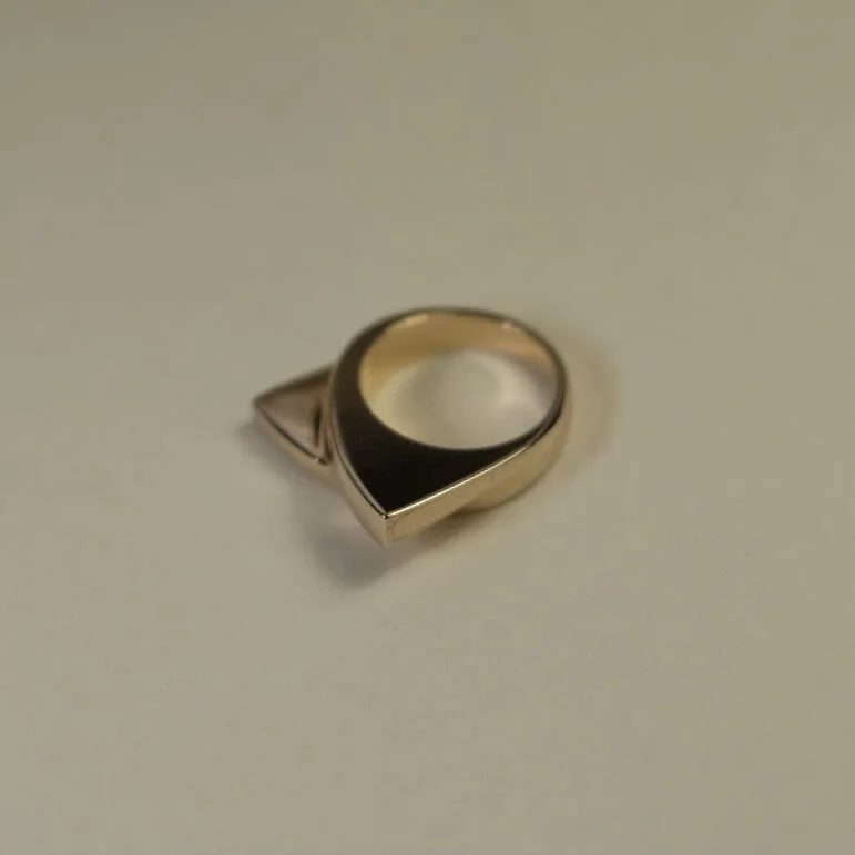 ED2ABE55-9597-434F-87D2-CCCEA9EBE3F5