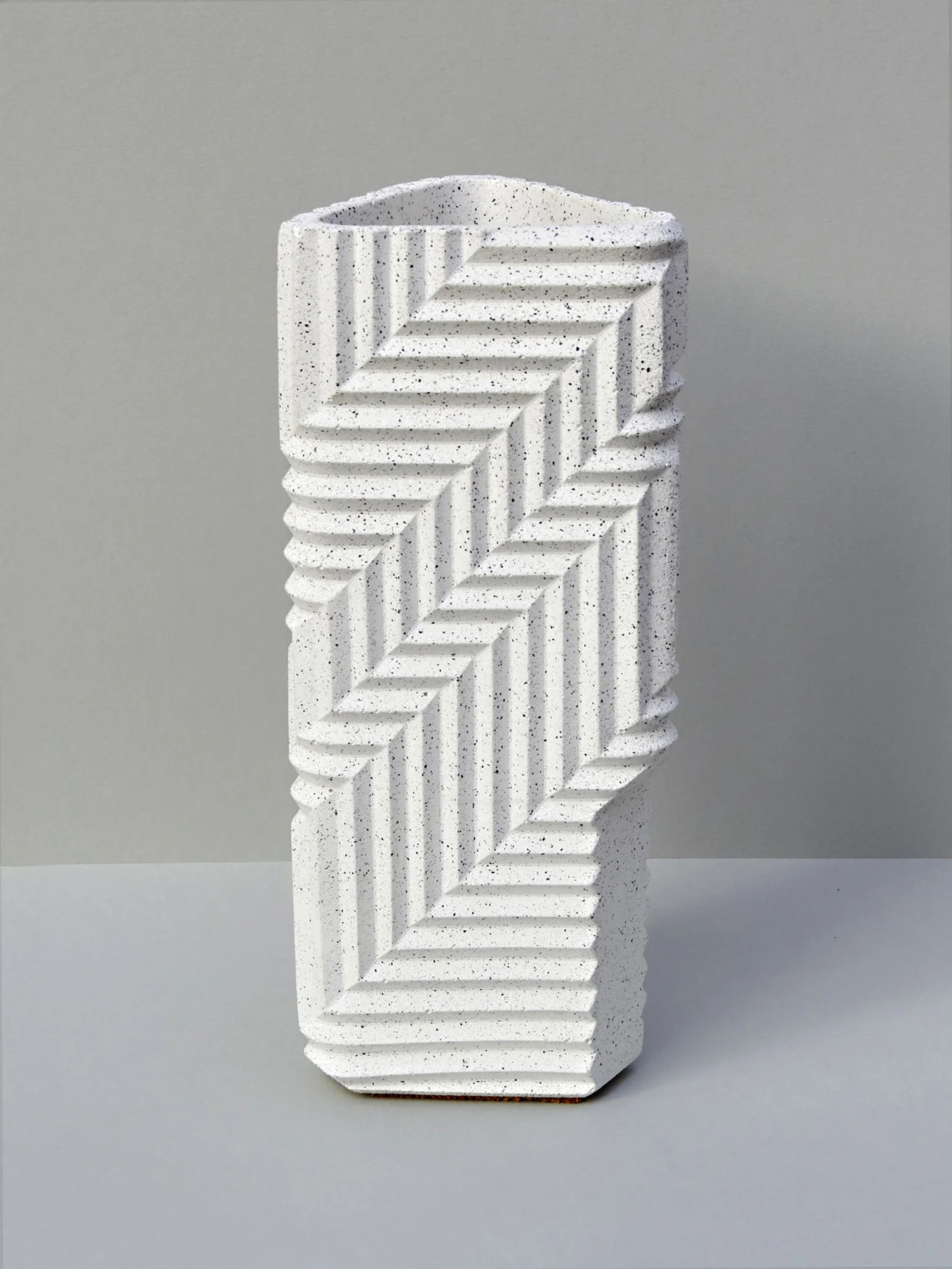 Granite_vase_2.jpg