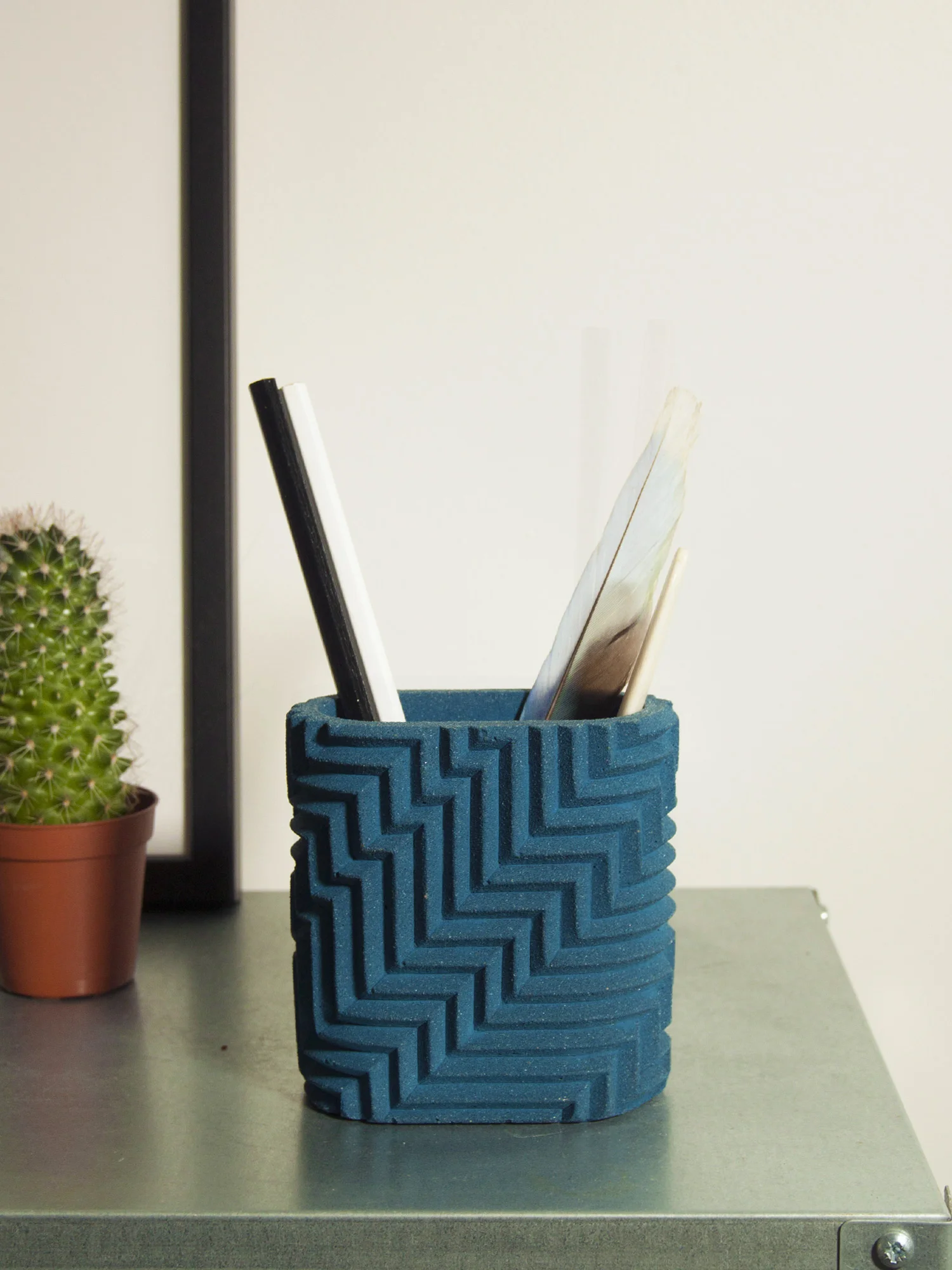 HB_Dark_Blue_Pot_styled_cropped_72.jpg