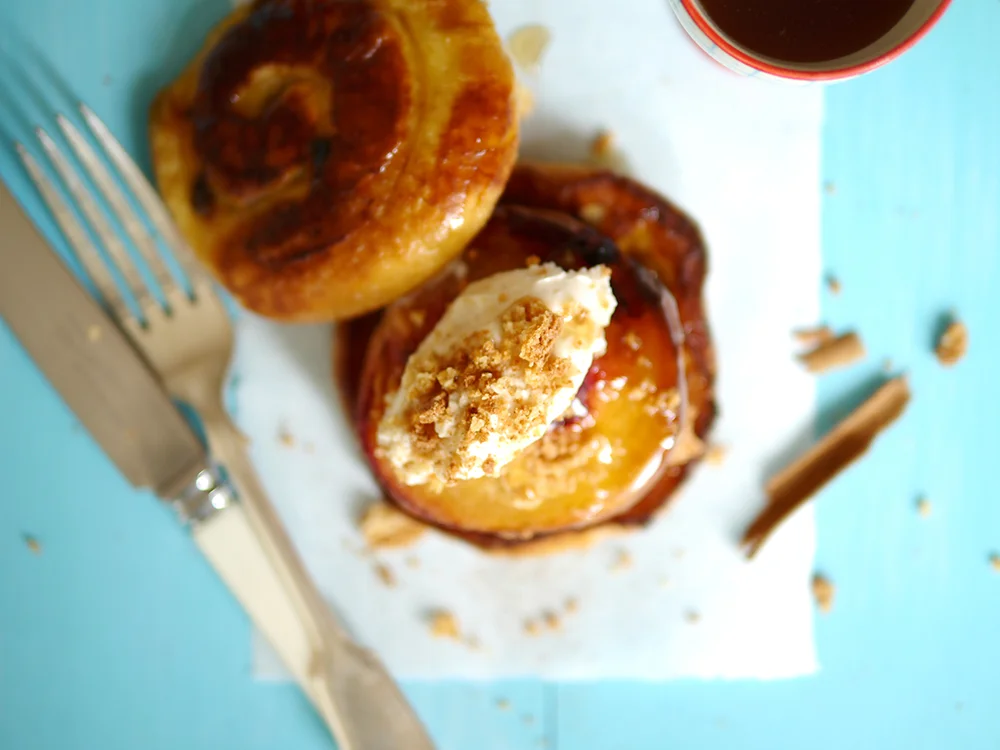 Sweet-Peach-Burger-Brioche-Bun2.jpg