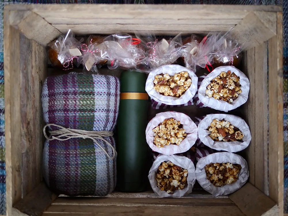 Bonfire-Night-DIY-Warming-Crate-Idea.jpg