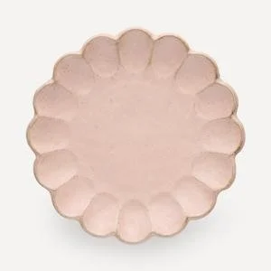 pink ceramic scallop dish