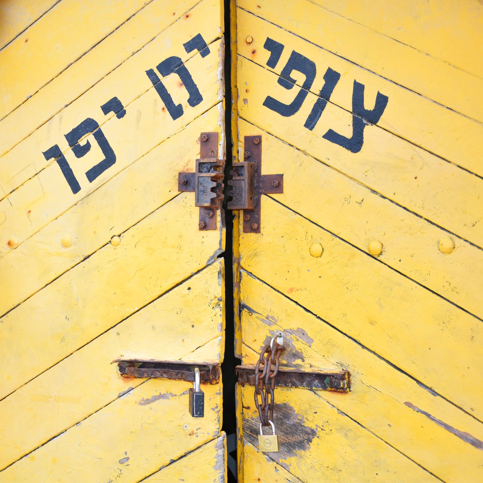 Tel Aviv In Pictures