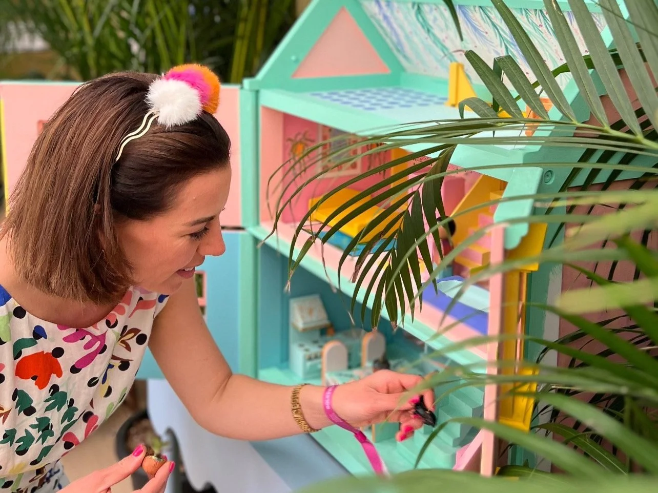 DISCOVER CLEO'S INSTAGRAM