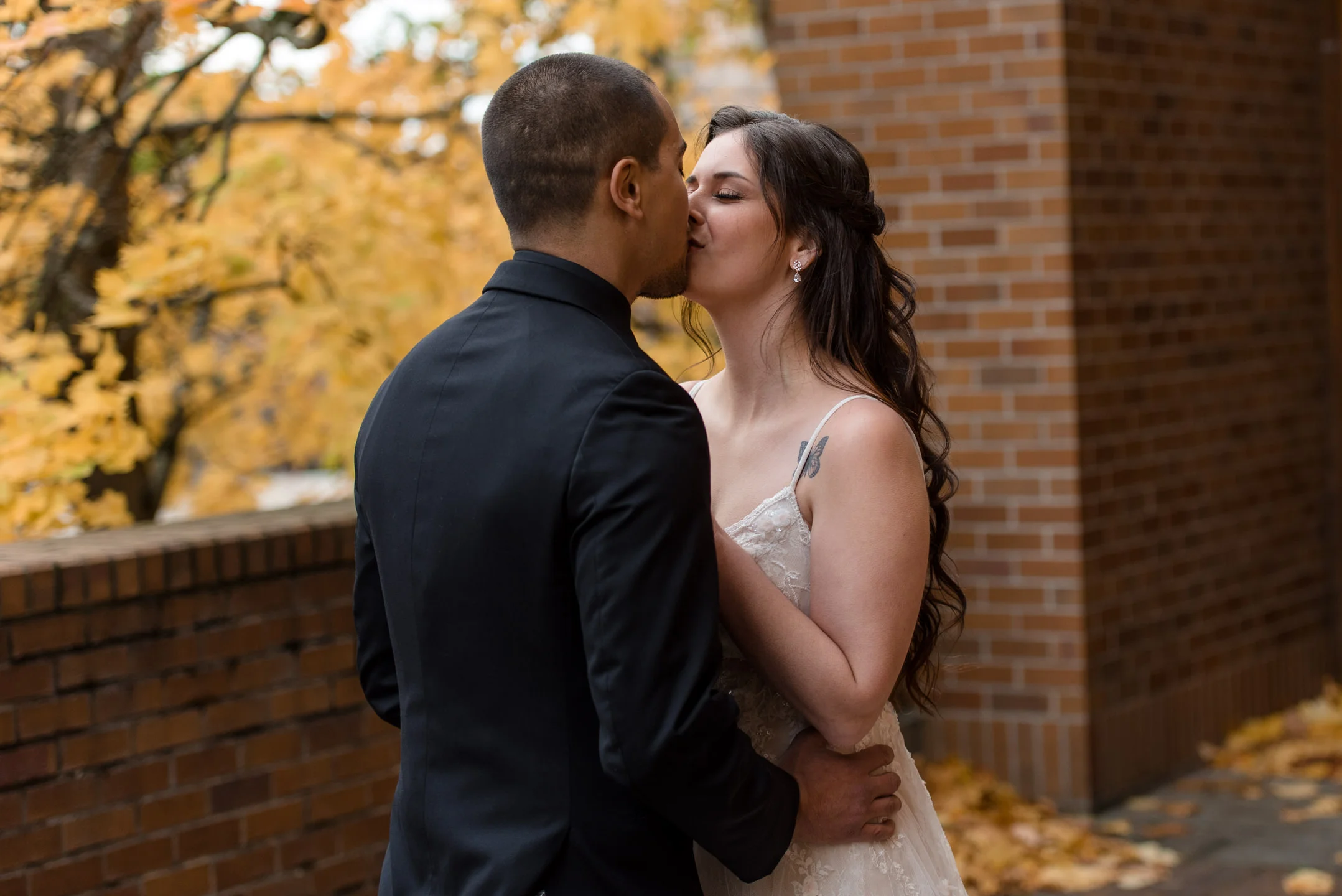 Kayli &amp; Sergio First Look Kiss by Andrew Tat, Seattle Documentary Wedding Photography
