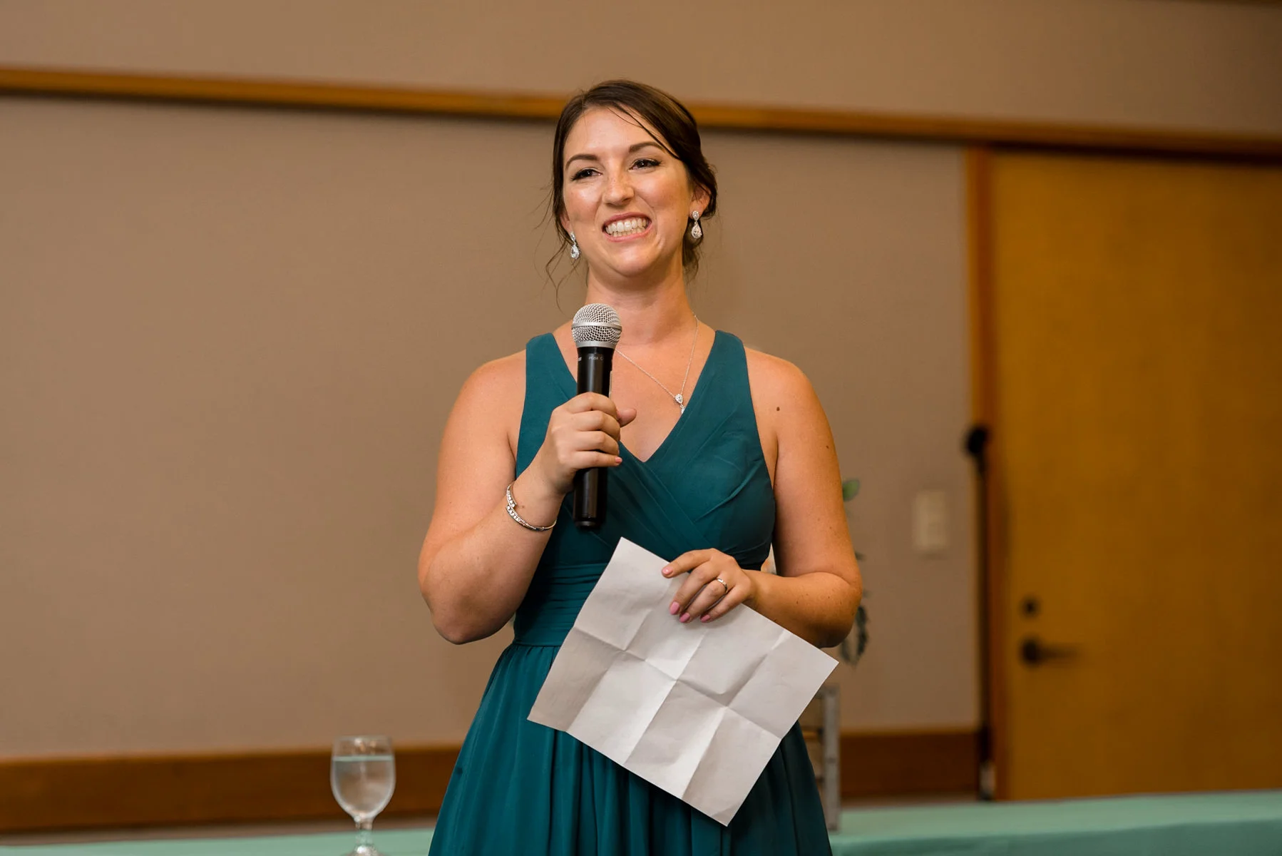 Andrew Tat - Documentary Wedding Photography - Goodfellow Grove - Seattle, Washington -Rebecca & Jason - 32.jpg