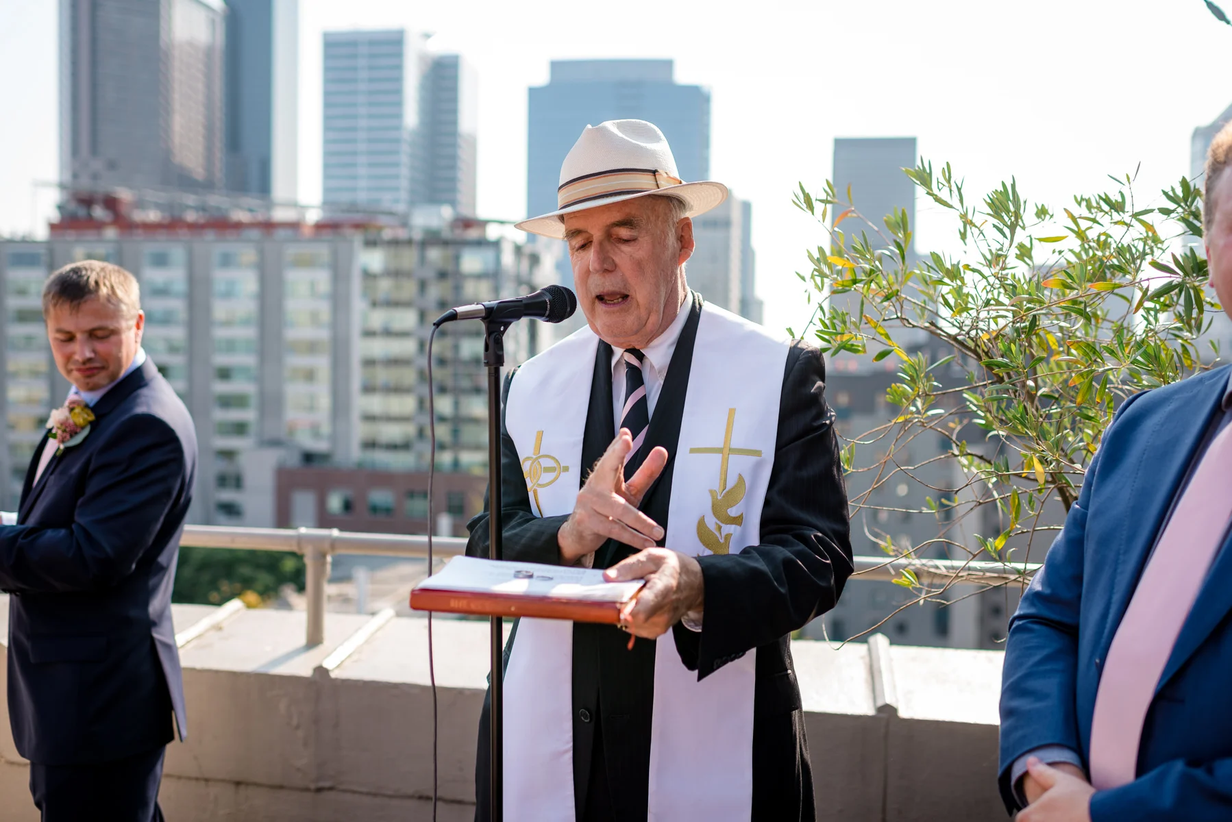 Andrew Tat - Documentary Wedding Photography - Hotel Sorrento - Seattle, Washington -Jessica & Paul - 21.jpg