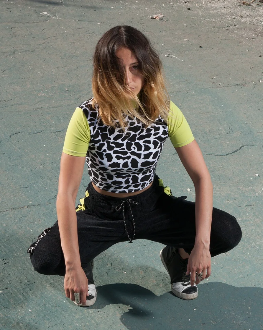 crop_002.jpg