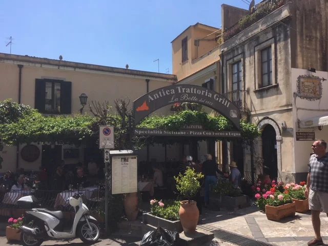Lunch in the nearby Pizzeria