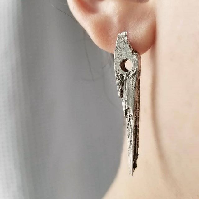 Texture fiends... this is your earring. Casted from a chip of wood off a NYC construction site