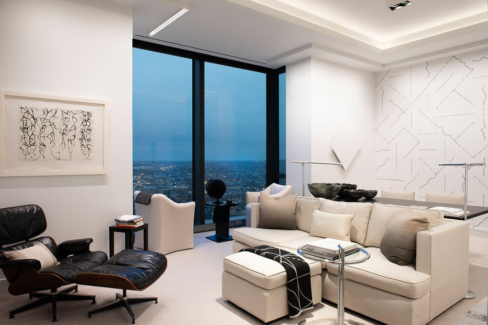 Living Room with Contemporary Lighting Design 