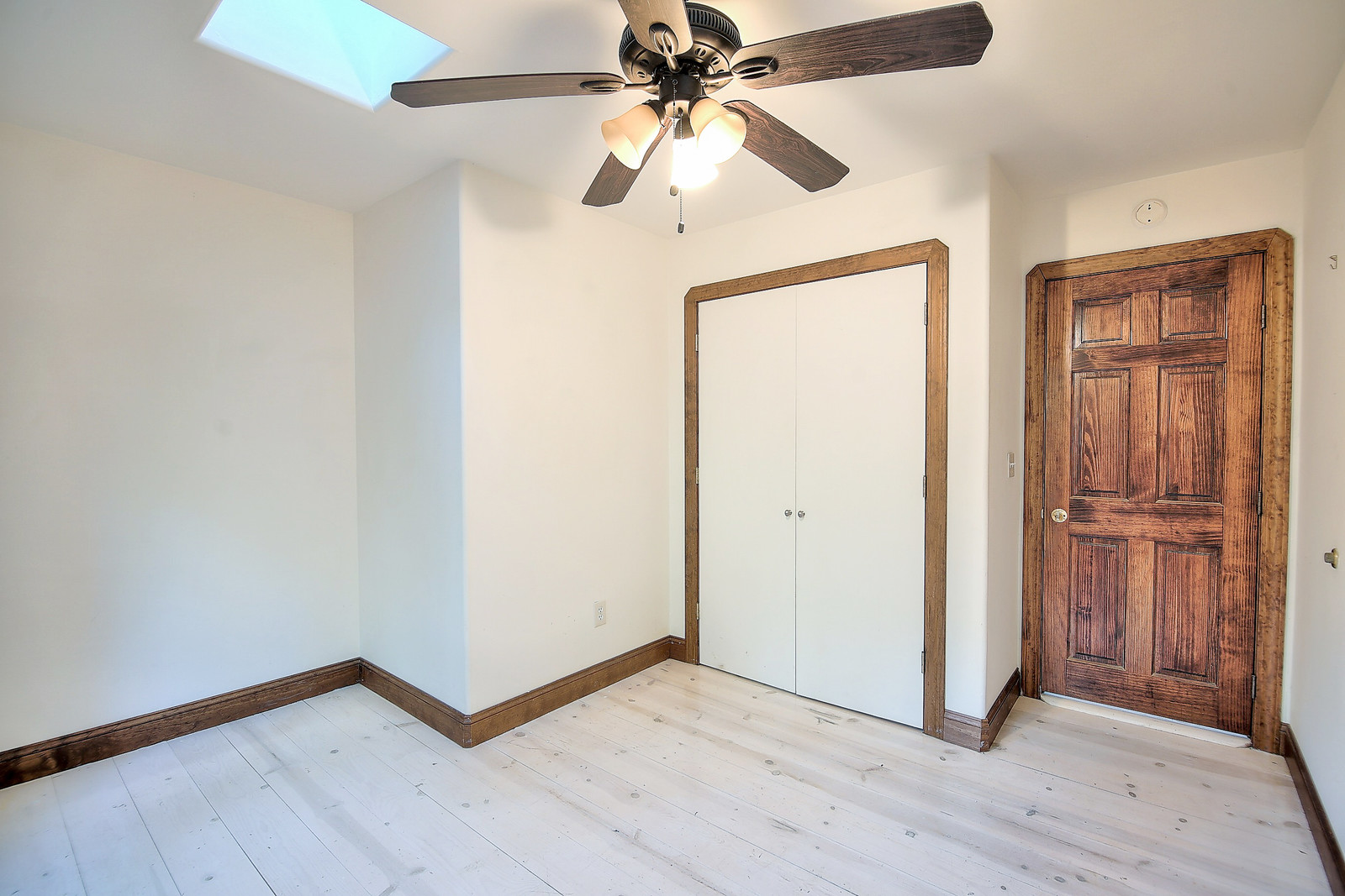 35_f8_11033_Sequoia_Ave_110718_036_mls.jpg