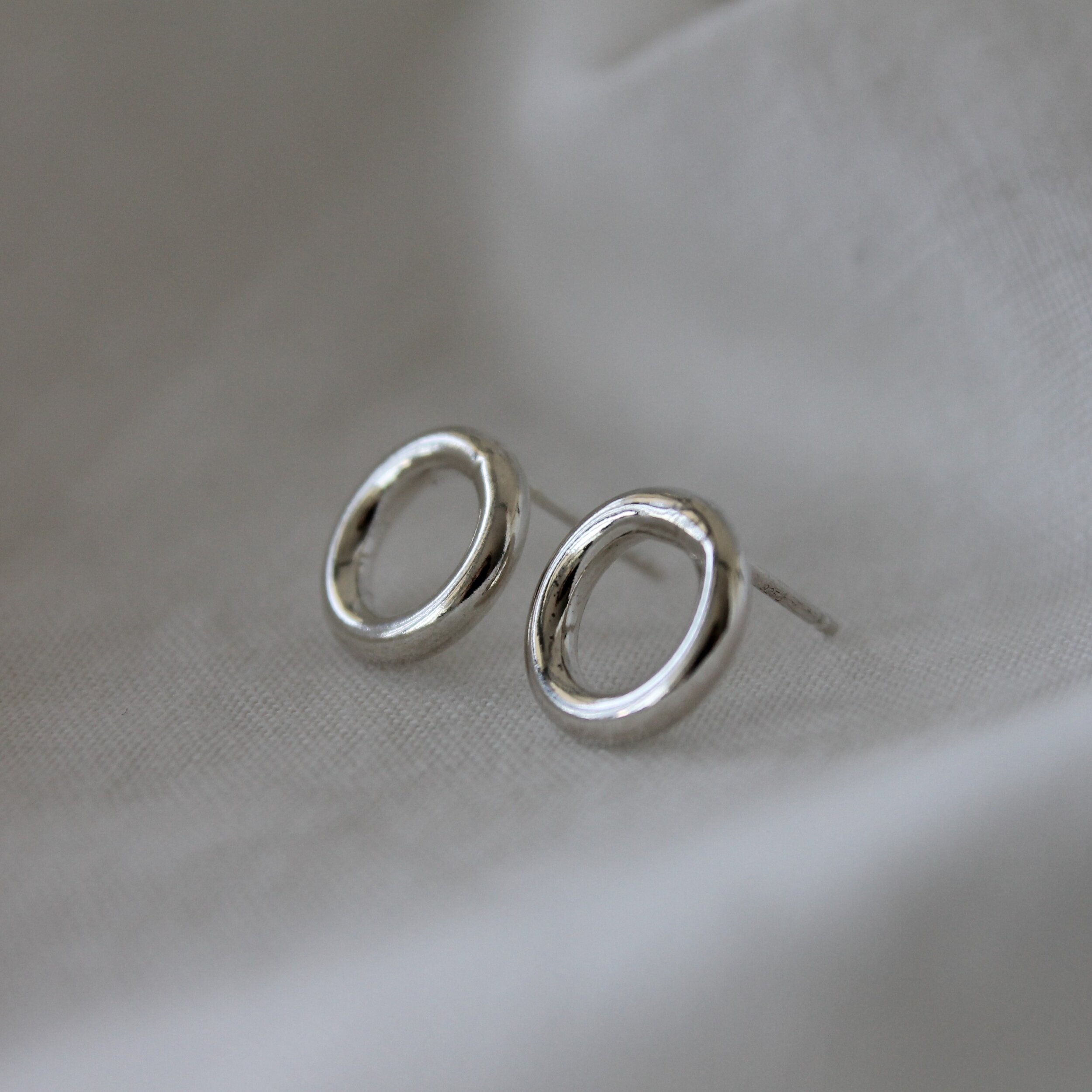 Circle studs 3.jpg