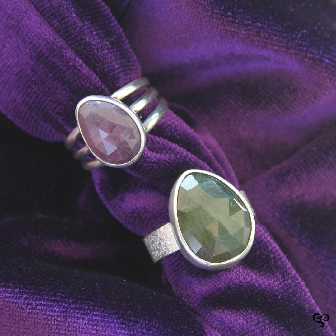 We told you more Stone rings would be appearing on our feed - from a green sapphire with a textured band, to a purple sapphire with a triple band. There&rsquo;s a little something for everyone! 
&bull;
&bull;
&bull;
&bull;
#adelaisjewellery #sterling