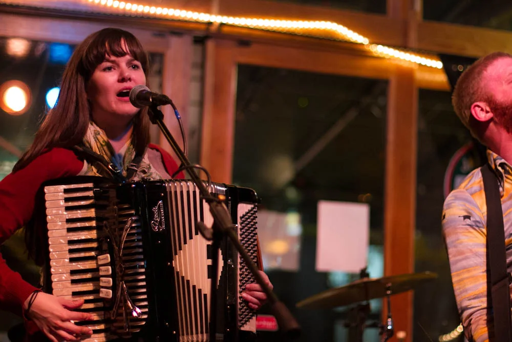 accordiong singing 2.jpg